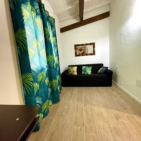House In Sardinia Street Apartment