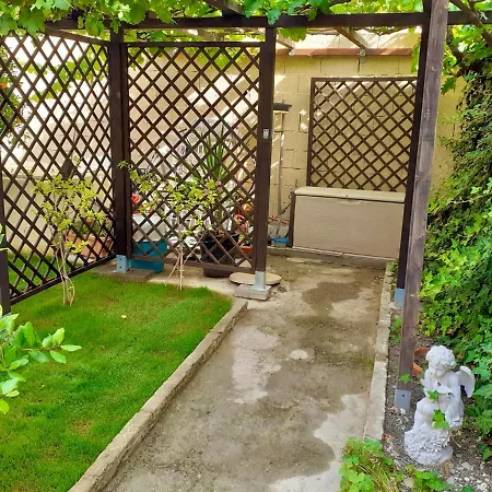 House In Sardinia Street Apartment *